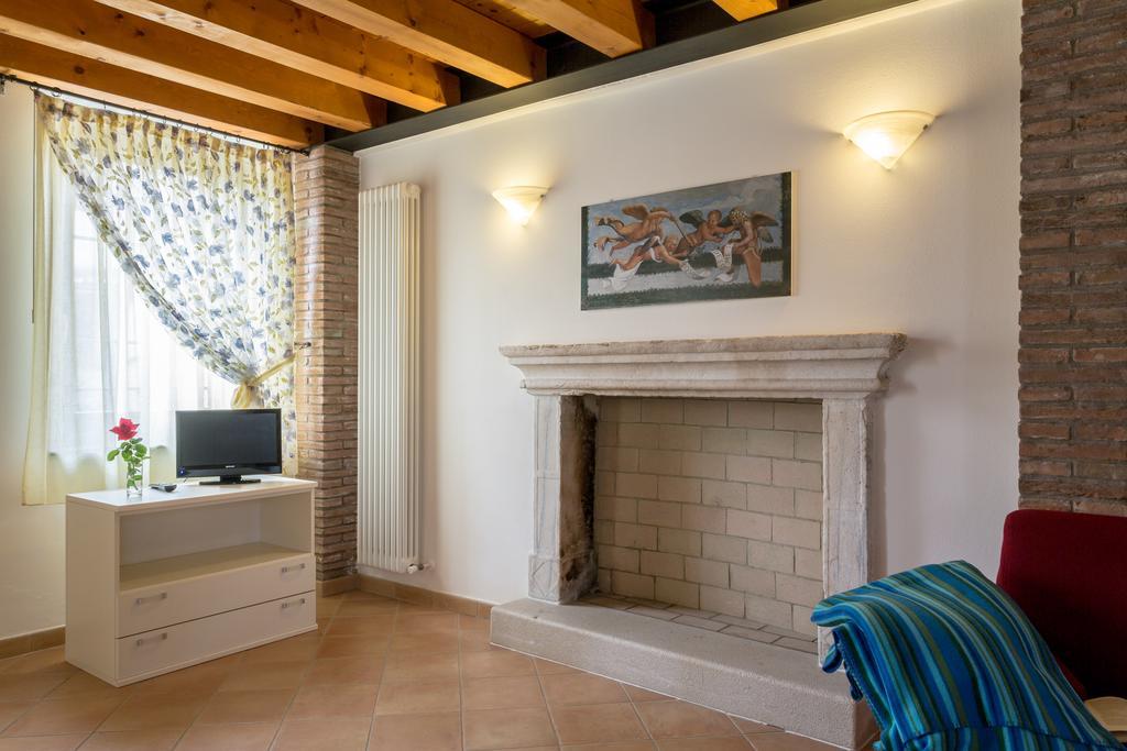 Agriturismo Al Tralcio Valeggio sul Mincio Exterior photo
